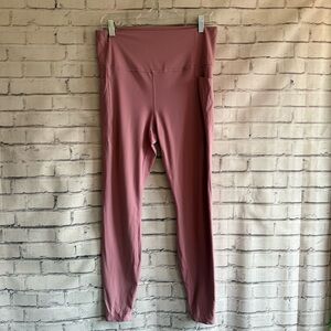 All‎ in Motion Pink Leggings